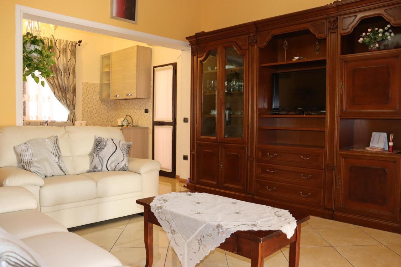 Casa Andreea Vicino Al Centro Di Olbia Iun R5904 Apartment Exterior photo